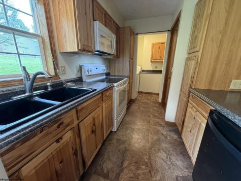 79 Fairfax Drive Bridgeport WV 26330