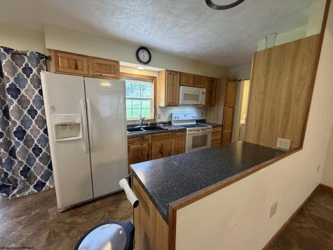 79 Fairfax Drive Bridgeport WV 26330