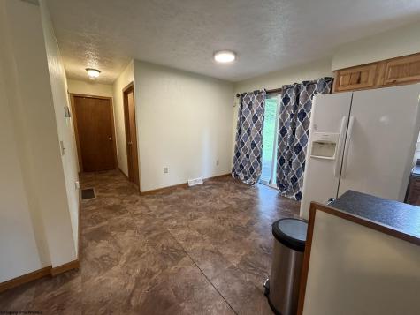 79 Fairfax Drive Bridgeport WV 26330