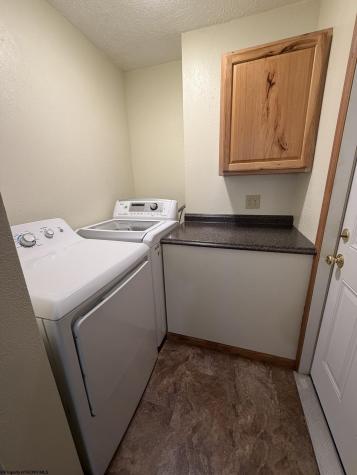 79 Fairfax Drive Bridgeport WV 26330