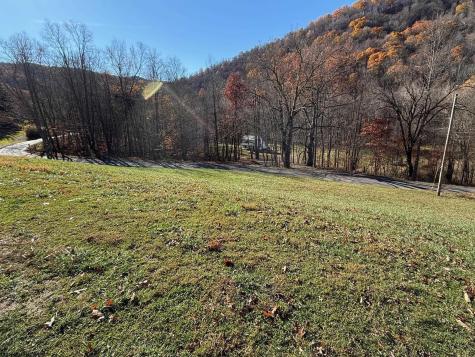 33 Flying Squares Drive Beverly WV 26253