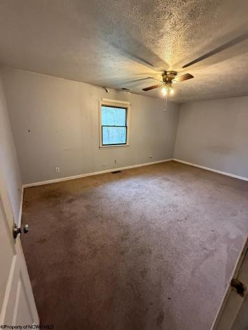 33 Flying Squares Drive Beverly WV 26253