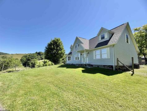 2924 Sinclair Road Moatsville WV 26405