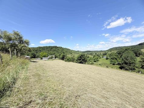 2924 Sinclair Road Moatsville WV 26405