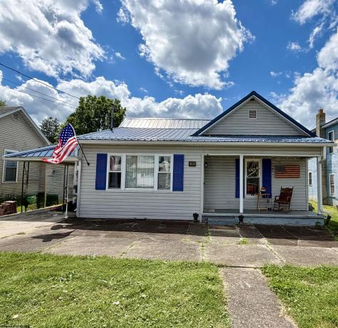 169 N Hice Street Belington WV 26250