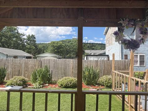 169 N Hice Street Belington WV 26250