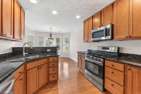 22 Amber Ridge Drive Morgantown WV 26508