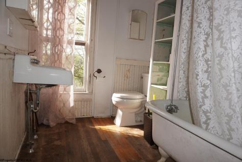 53 Highland Avenue Morgantown WV 26505