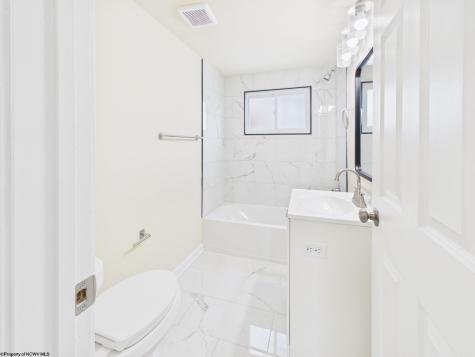 808 E Park Avenue Fairmont WV 26554