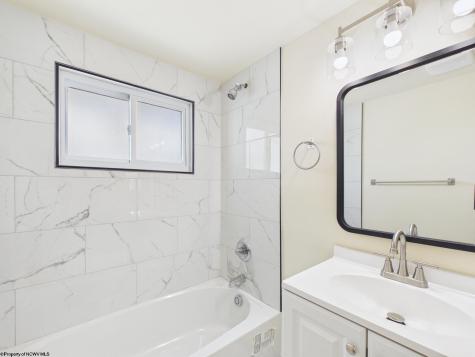 808 E Park Avenue Fairmont WV 26554