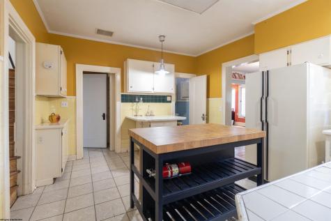 515 Center Avenue Weston WV 26452