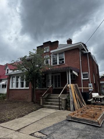 515 Center Avenue Weston WV 26452