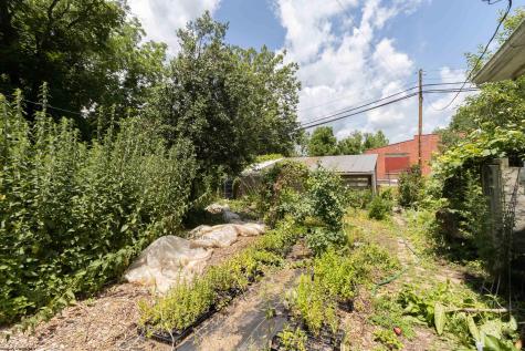 515 Center Avenue Weston WV 26452