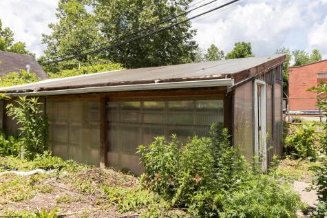 515 Center Avenue Weston WV 26452