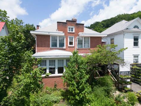 515 Center Avenue Weston WV 26452