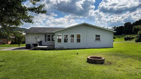 62 Blue Pond Lane Elkins WV 26241