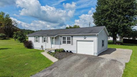 62 Blue Pond Lane Elkins WV 26241