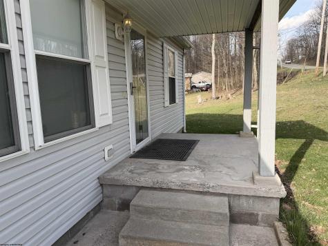 3151 Dogtown Road Reedsville WV 26547