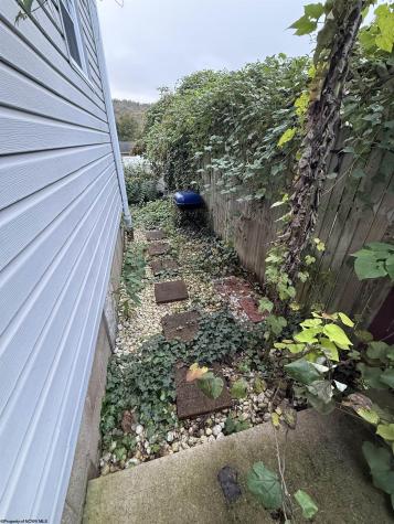 212 Vermont Avenue Clarksburg WV 26301