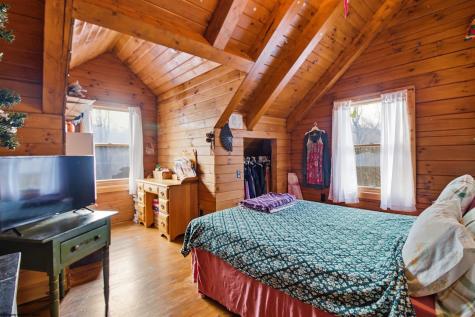756 Pine Grove Road Fairmont WV 26559