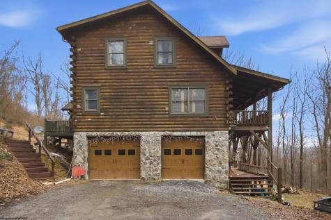 756 Pine Grove Road Fairmont WV 26559