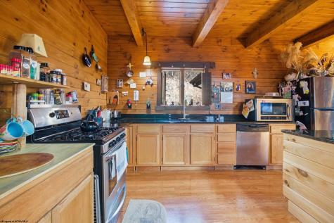 756 Pine Grove Road Fairmont WV 26559
