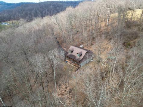 756 Pine Grove Road Fairmont WV 26559