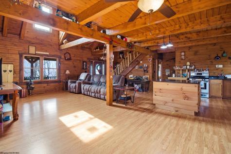 756 Pine Grove Road Fairmont WV 26559