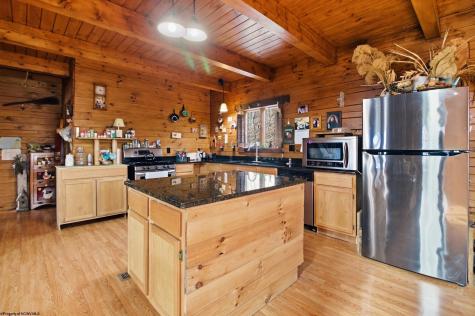 756 Pine Grove Road Fairmont WV 26559
