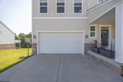 324 Lexington Circle Bridgeport WV 26330