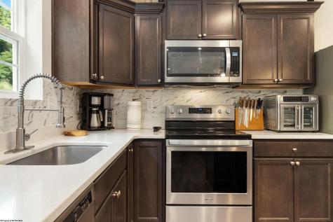 353 Bay Street Morgantown WV 26508