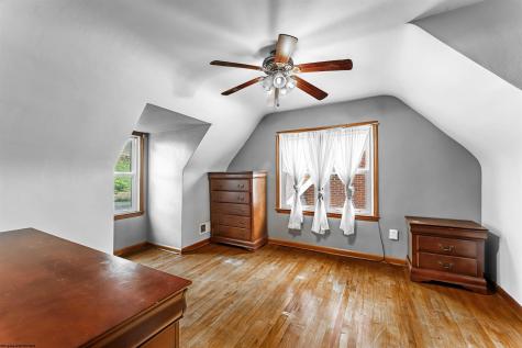 1132 Sunset Drive Fairmont WV 26554