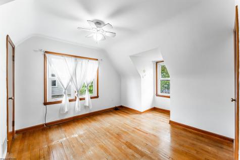 1132 Sunset Drive Fairmont WV 26554