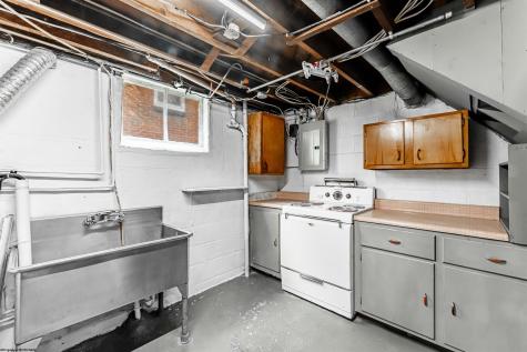 1132 Sunset Drive Fairmont WV 26554