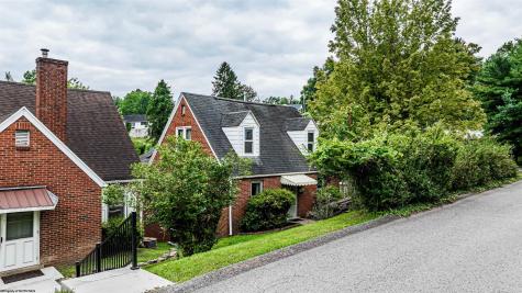 1132 Sunset Drive Fairmont WV 26554