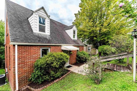 1132 Sunset Drive Fairmont WV 26554