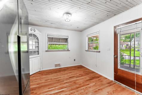 1132 Sunset Drive Fairmont WV 26554