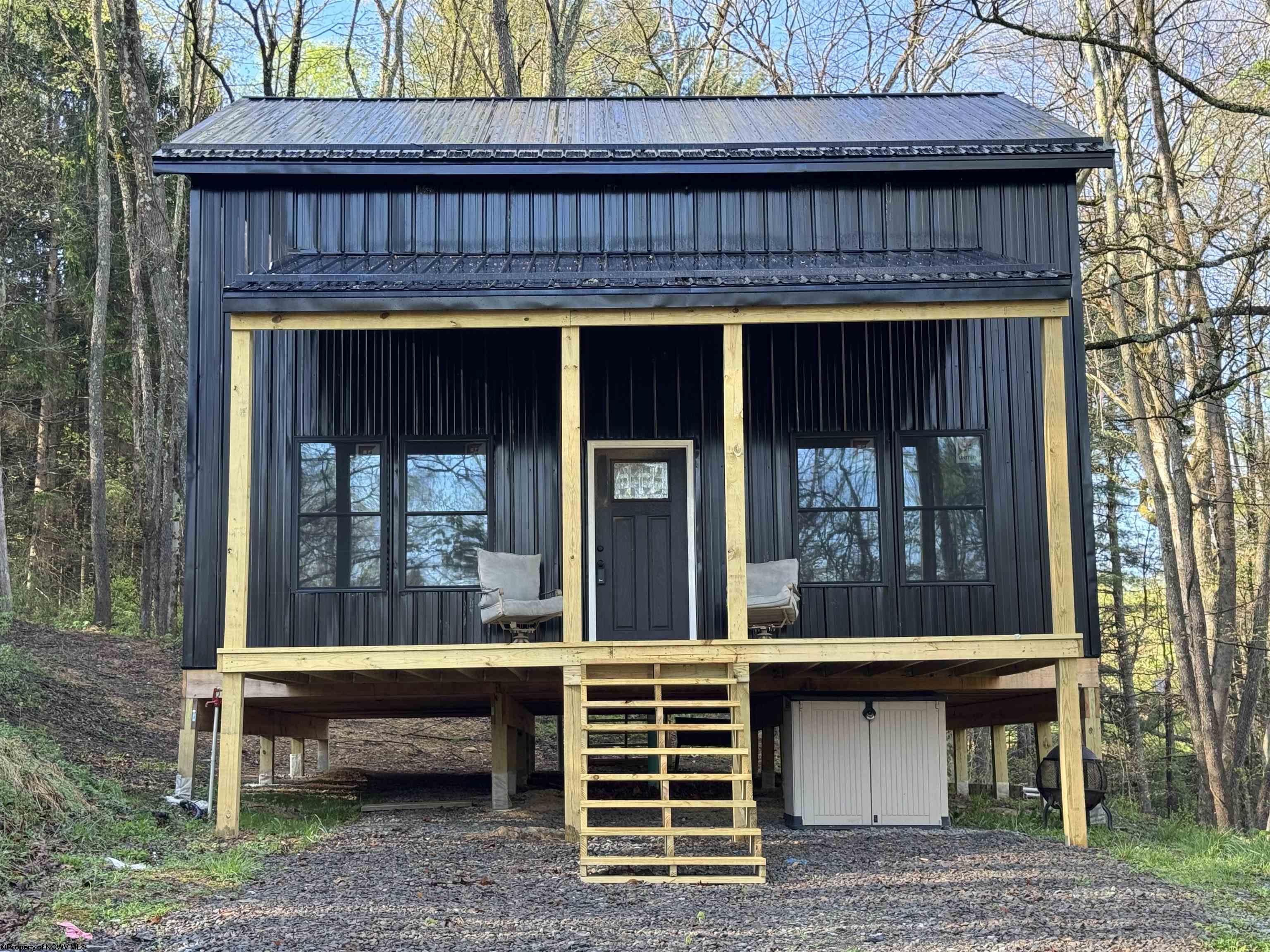 629 Glory Barn Road Morgantown WV 26508