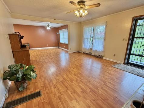 81 Fort Hill Rock Cave WV 26234