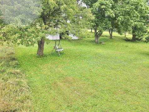 81 Fort Hill Rock Cave WV 26234