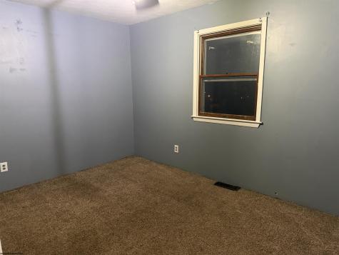 67 Beacon Street Belington WV 26250