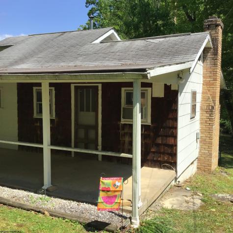 33 Woodhaven Lane Fairmont WV 26554-6069