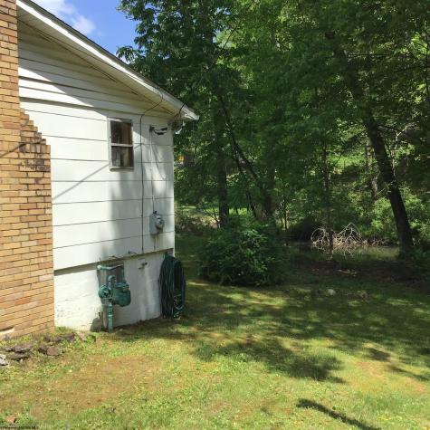 33 Woodhaven Lane Fairmont WV 26554-6069