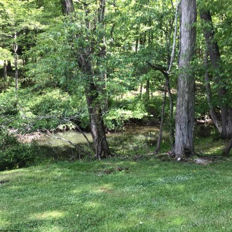 33 Woodhaven Lane Fairmont WV 26554-6069