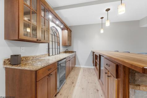 413 Foxchase Way Morgantown WV 26508