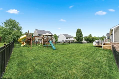 413 Foxchase Way Morgantown WV 26508
