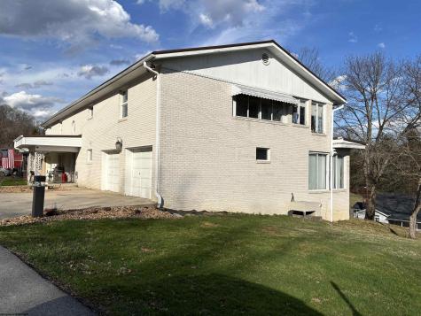 85 Woodsboro Drive Philippi WV 26416