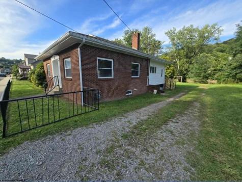 331 Maple Avenue Grafton WV 26354
