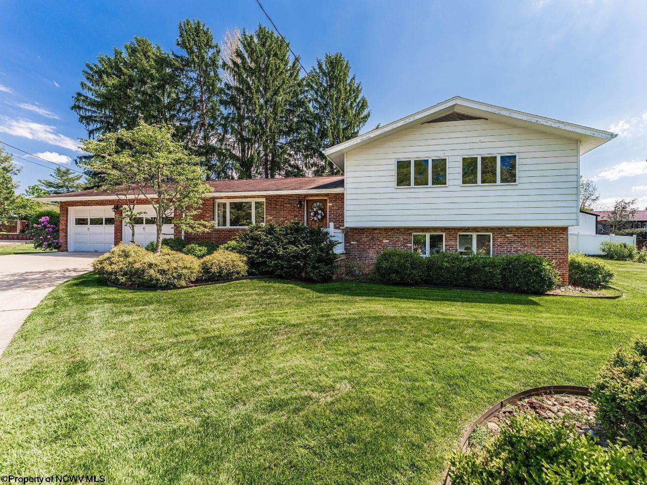674 Manor Place Morgantown WV 26505