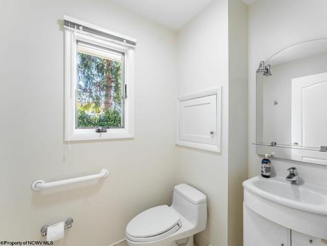 674 Manor Place Morgantown WV 26505